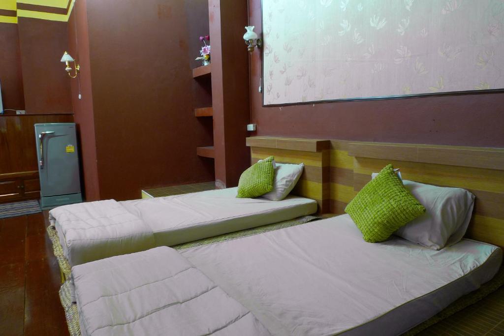 Baan Kaewta Hotel Chiang Mai Quarto foto